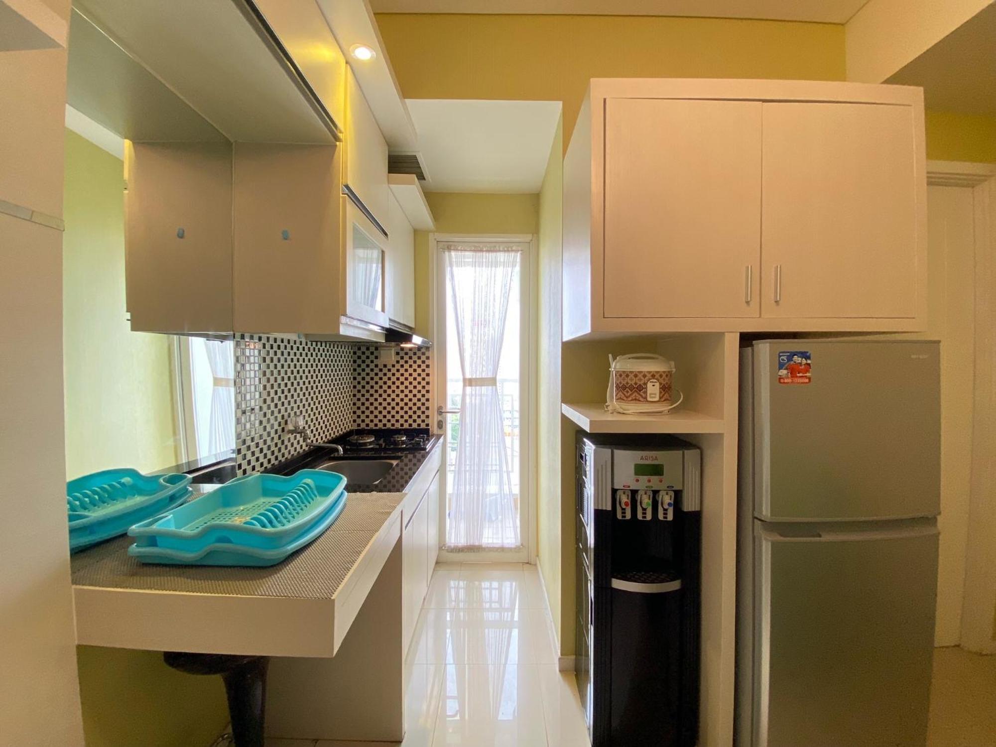Apartemen 2br Cozy At Parahyangan By Travelio *