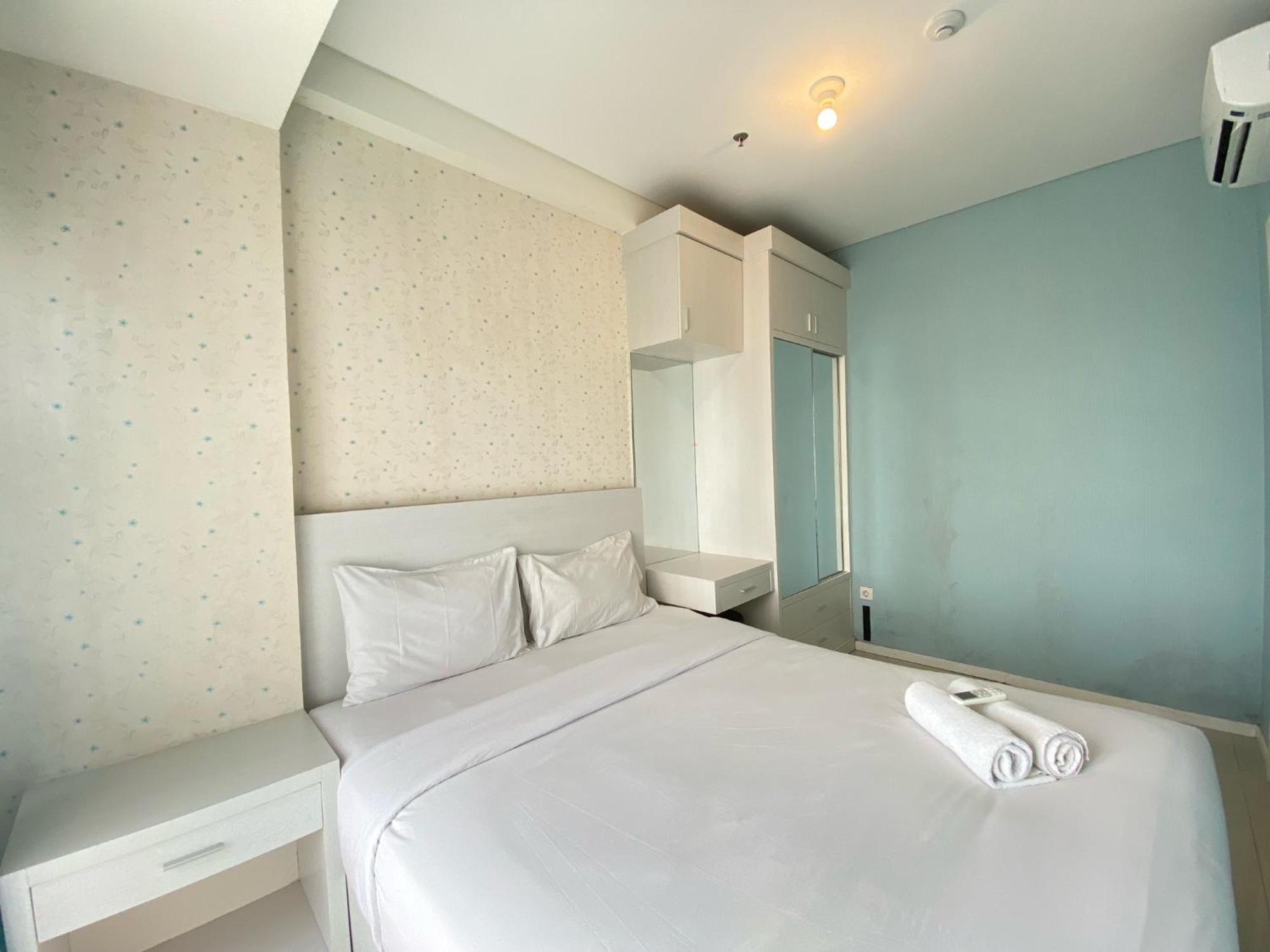 Apartemen 2br Cozy At Parahyangan By Travelio *
